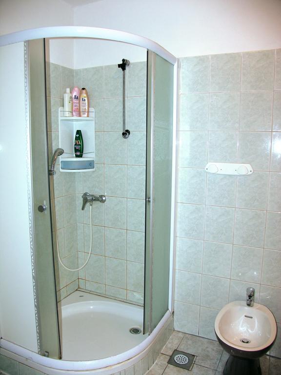 Apartmani Delfin Grebastica Exterior photo